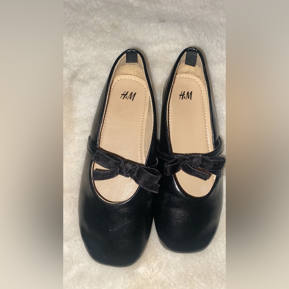 H&M Kids Black Dress Shoes with Bow